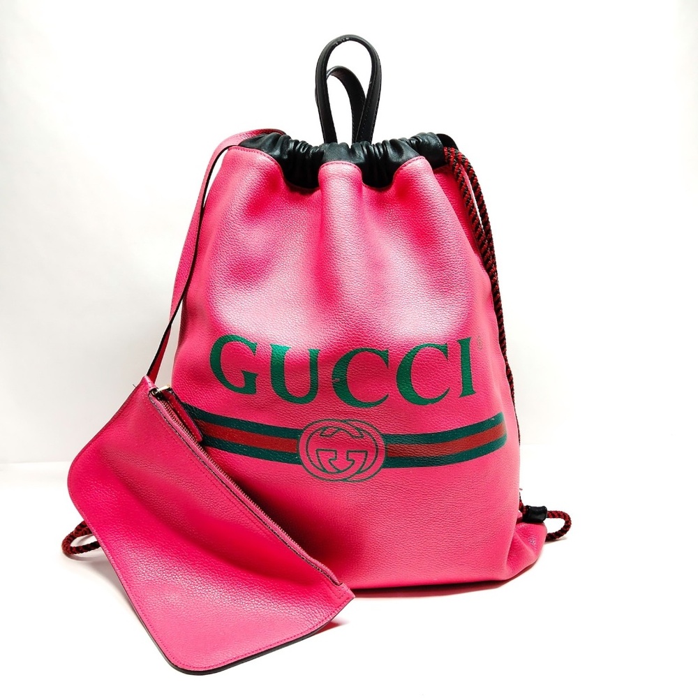 GUCCI - Grained Calfskin Logo Drawstring Backpack R1.093